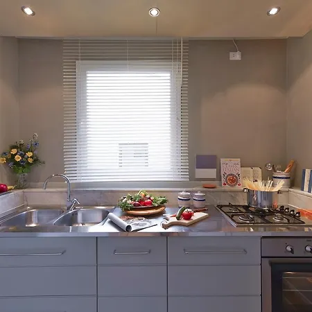 Luce Halldis Apartment Florence